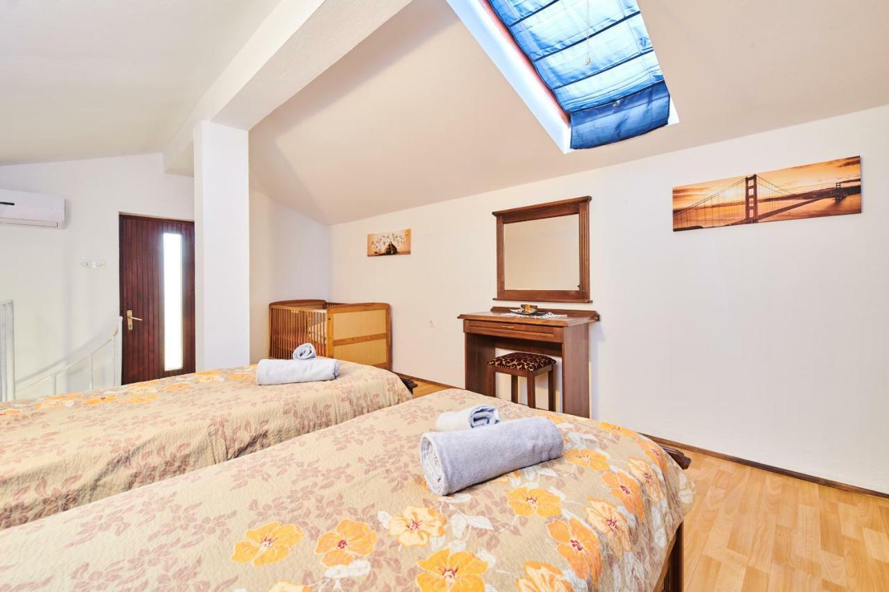 Kuca Za Odmor Petra Apartment Cepljani Exterior foto